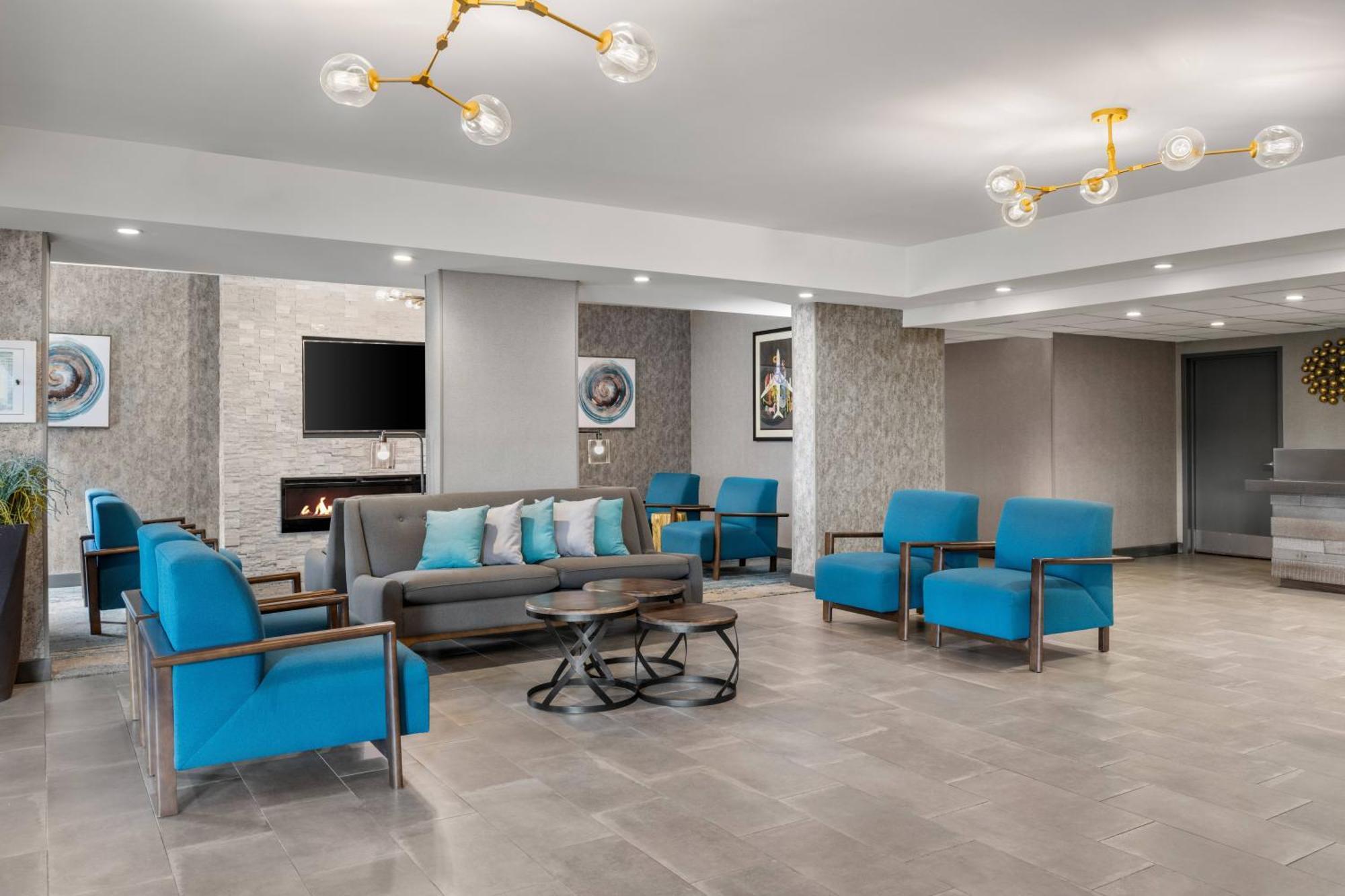 Four Points By Sheraton Chicago Westchester/Oak Brook Buitenkant foto