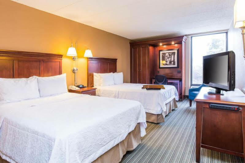 Four Points By Sheraton Chicago Westchester/Oak Brook Buitenkant foto
